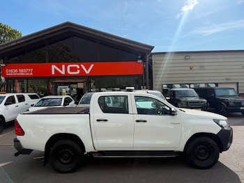 Used Toyota Hilux 2020 for sale - 79486207: Photo