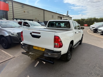 Used Toyota Hilux 2020 for sale - 79486207: Photo