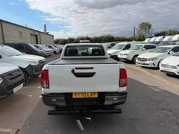 Used Toyota Hilux 2020 for sale - 79486207: Photo