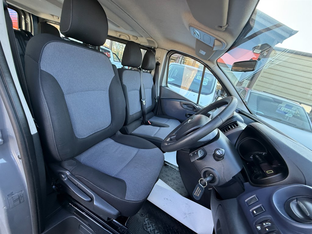 Used Vauxhall Vivaro 2015 for sale - 77950997: Photo 15