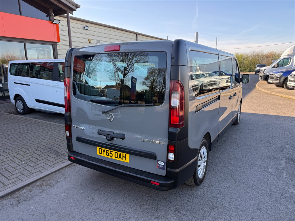 Used Vauxhall Vivaro 2015 for sale - 77950997: Photo 3