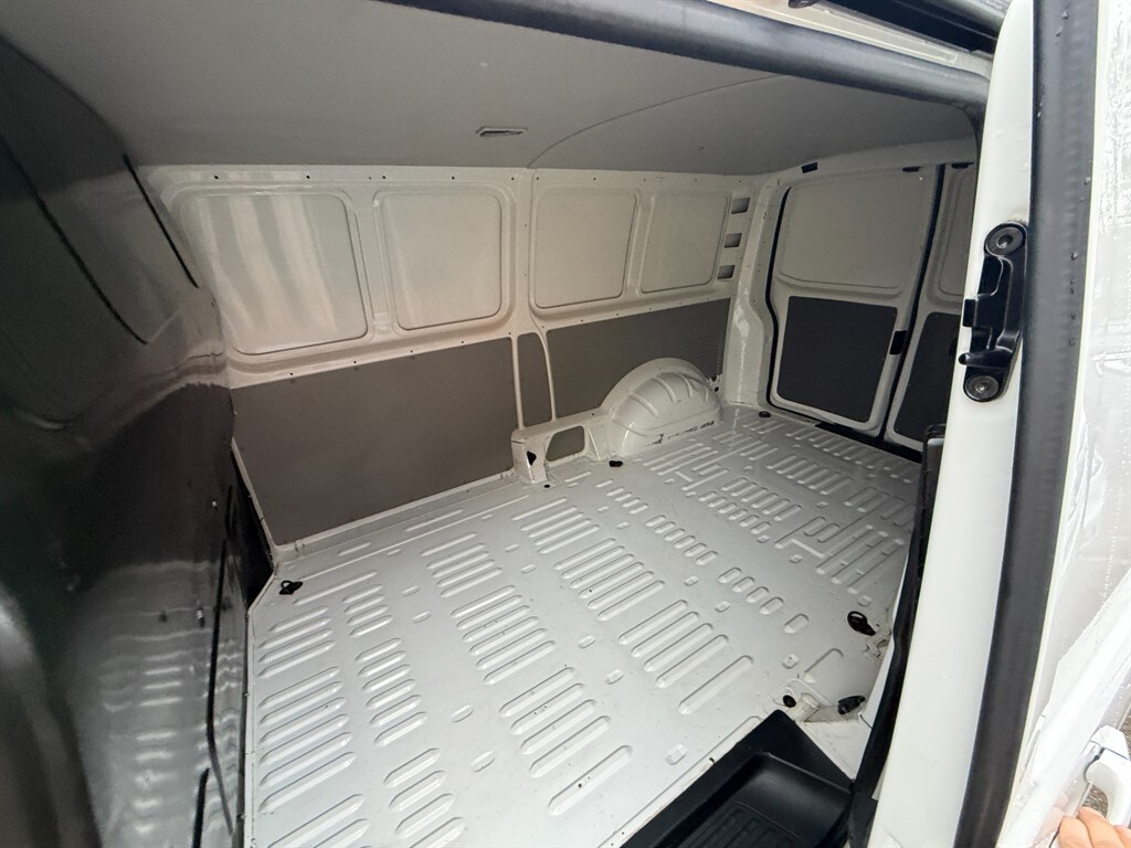 Used Volkswagen Transporter 2019 for sale - 77420681: Photo 12