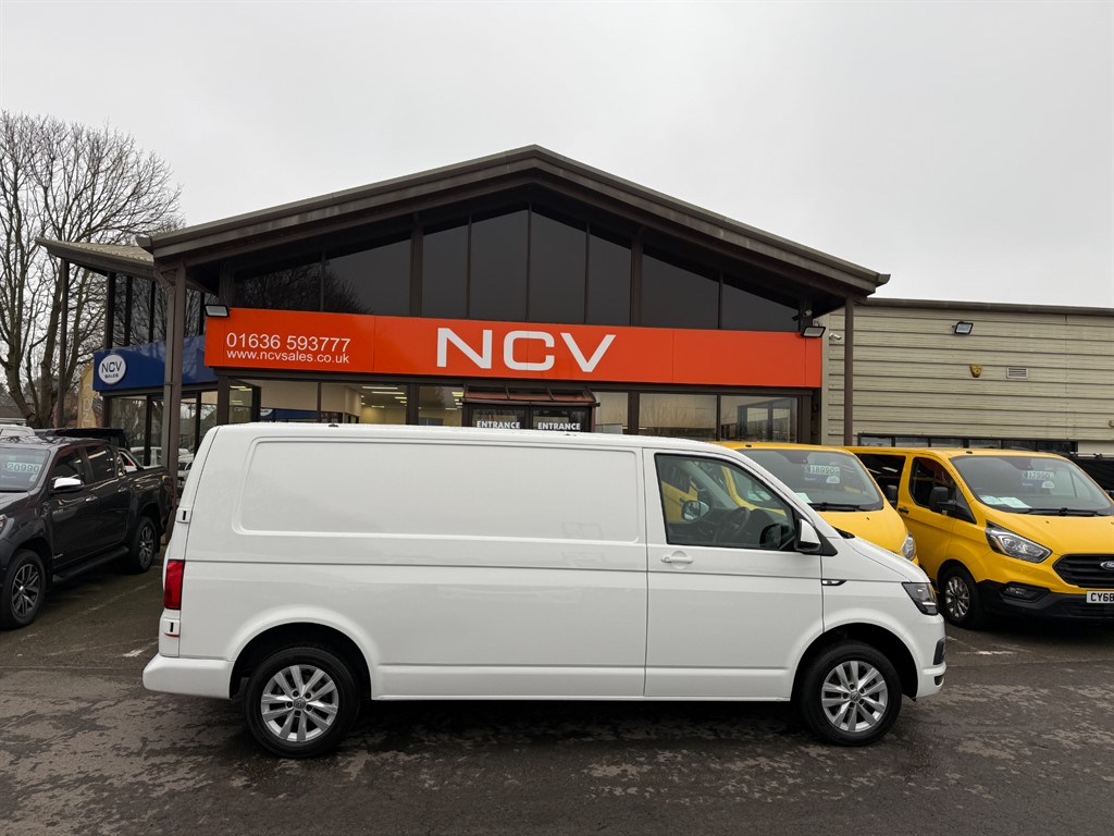 Used Volkswagen Transporter 2019 for sale - 77420681: Photo 2