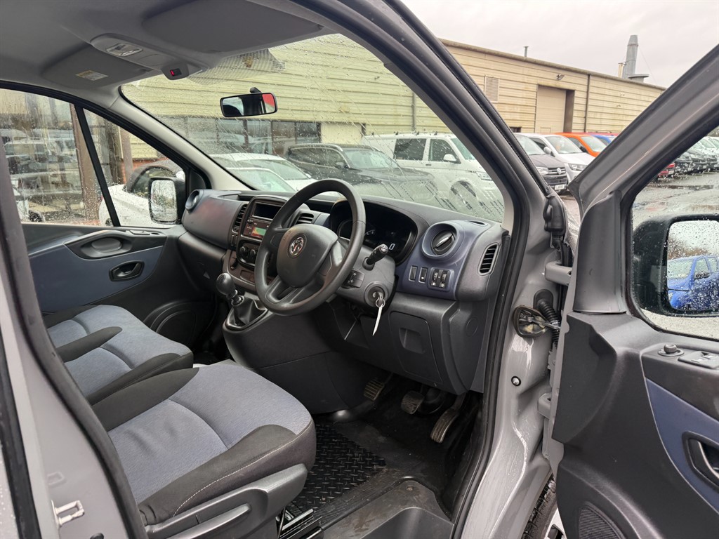 Used Vauxhall Vivaro 2015 for sale - 77198539: Photo 14