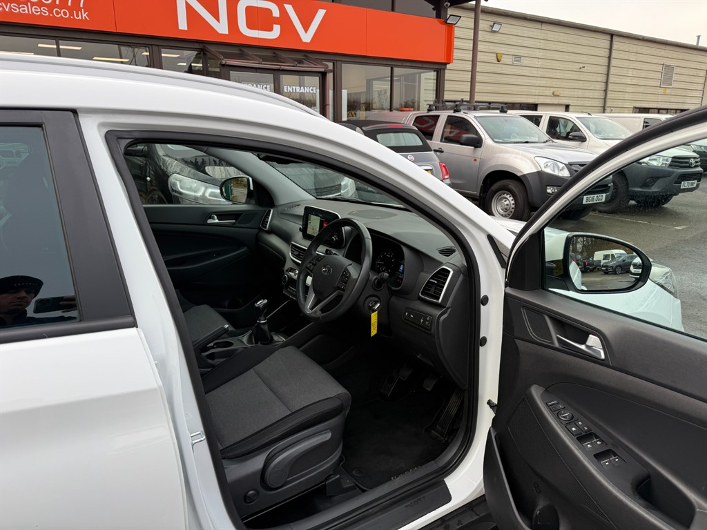 Used Hyundai TUCSON 2019 for sale - 76818073: Photo 16