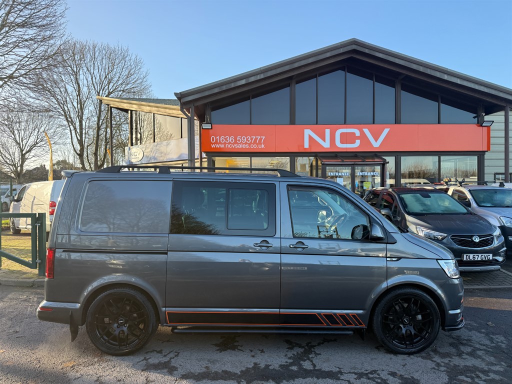 Used Volkswagen Transporter 2019 for sale - 76984384: Photo 2