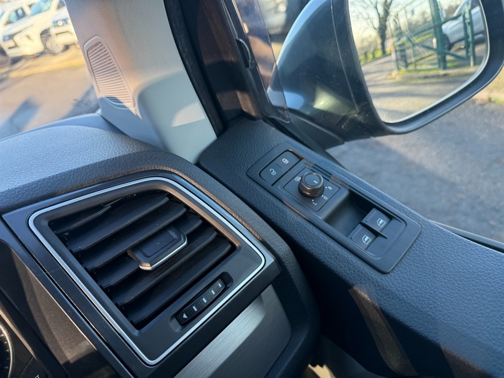 Used Volkswagen Transporter 2019 for sale - 76984384: Photo 22