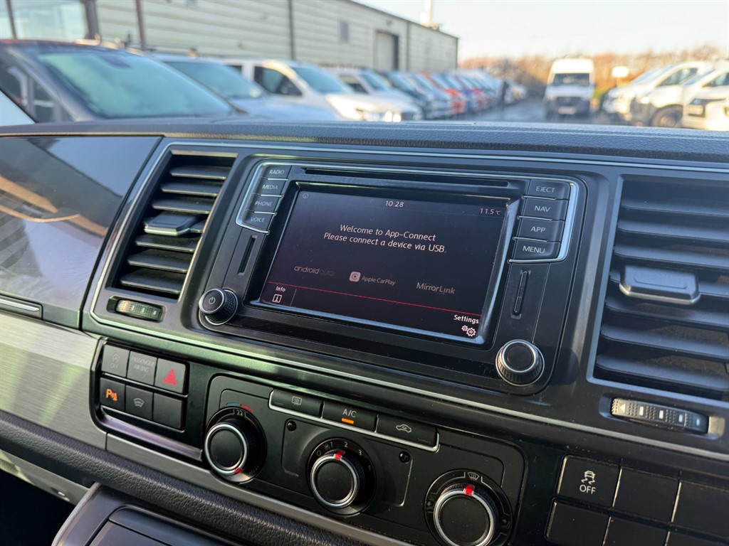 Used Volkswagen Transporter 2019 for sale - 76984384: Photo 23