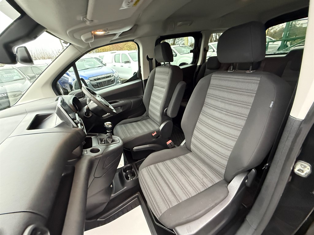 Used Vauxhall Combo Life 2019 for sale - 76664650: Photo 10