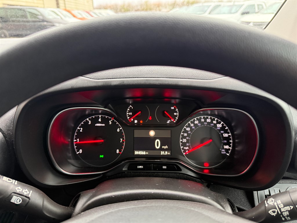 Used Vauxhall Combo Life 2019 for sale - 76664650: Photo 19