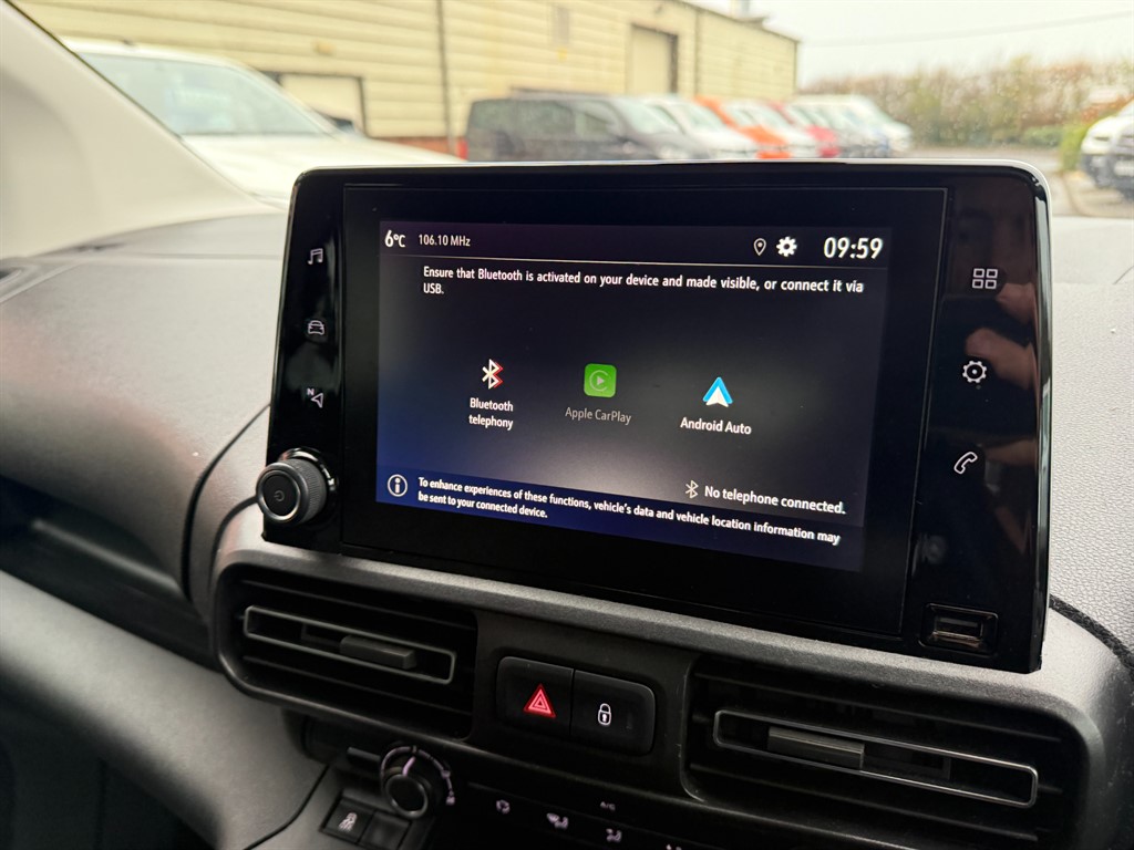 Used Vauxhall Combo Life 2019 for sale - 76664650: Photo 21