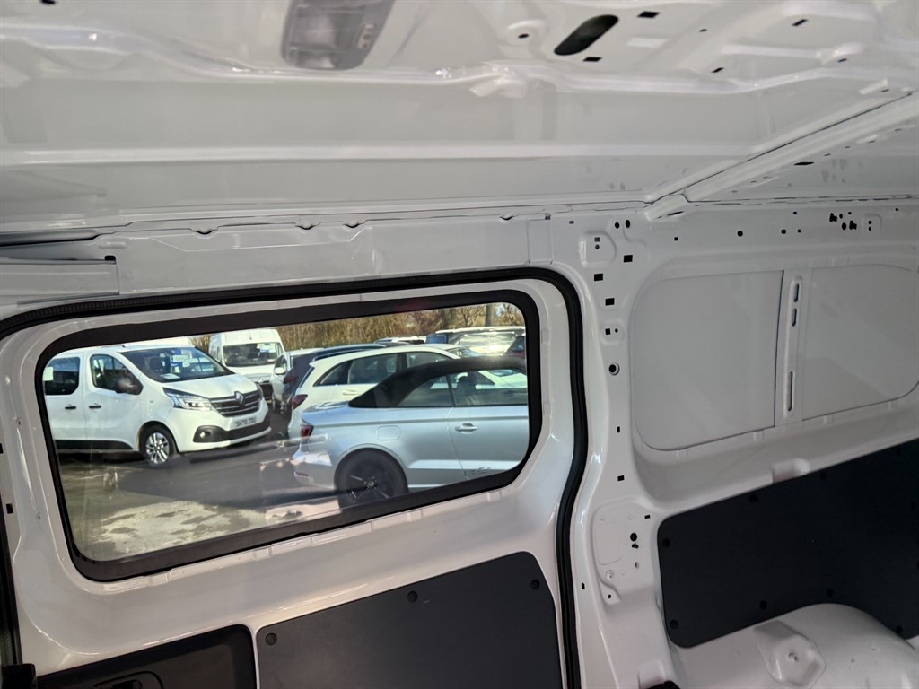 Used Vauxhall Vivaro 2023 for sale - 77134192: Photo 11