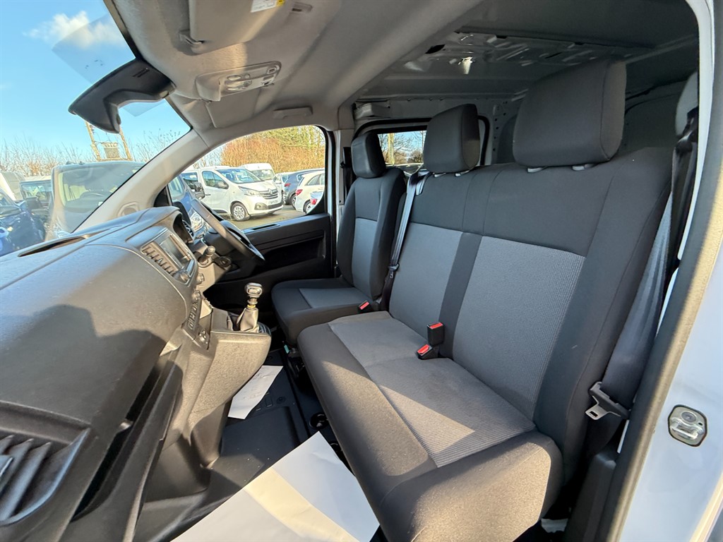 Used Vauxhall Vivaro 2023 for sale - 77134192: Photo 9