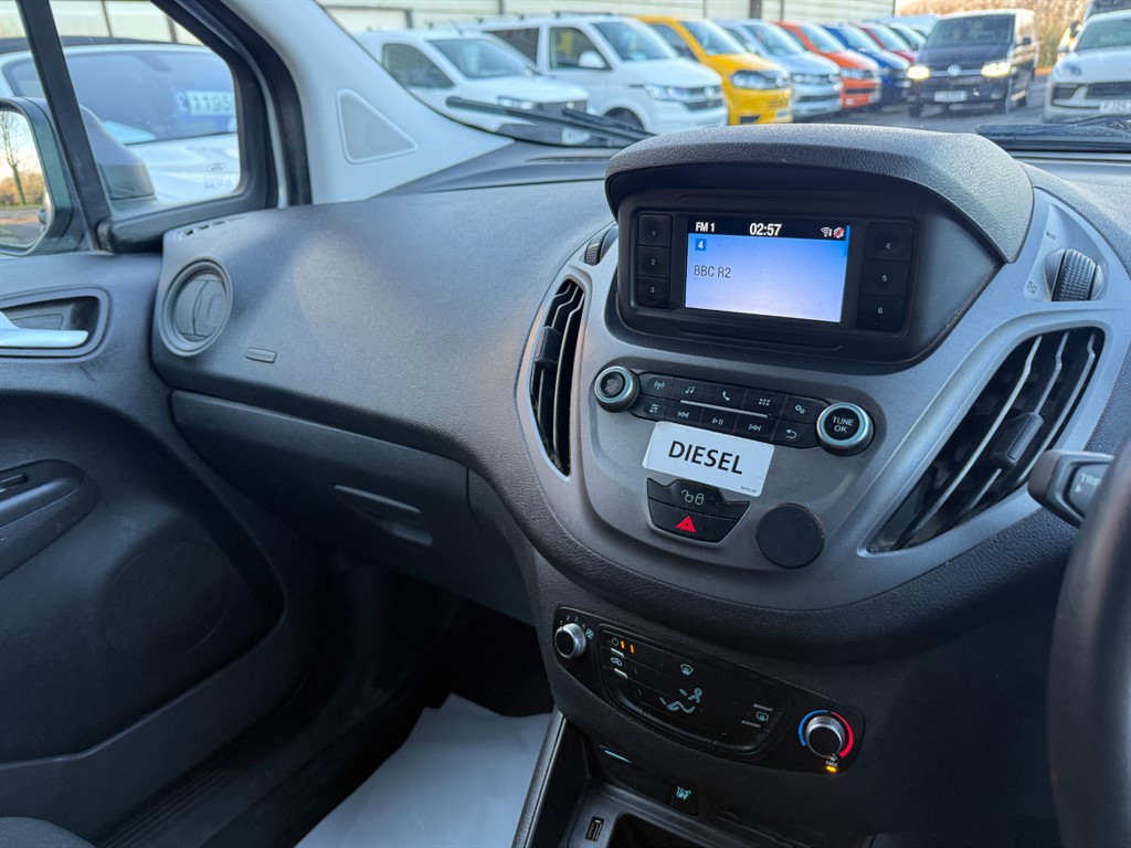 Used Ford Transit Courier 2019 for sale - 77274647: Photo 14