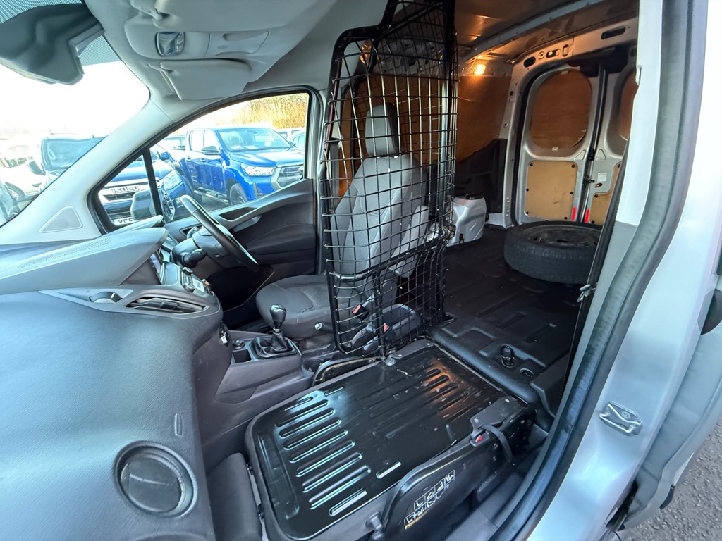 Used Ford Transit Courier 2019 for sale - 77274647: Photo 9