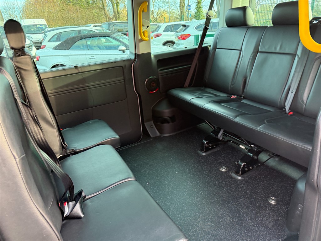 Used Volkswagen Transporter Shuttle 2018 for sale - 77127727: Photo 10