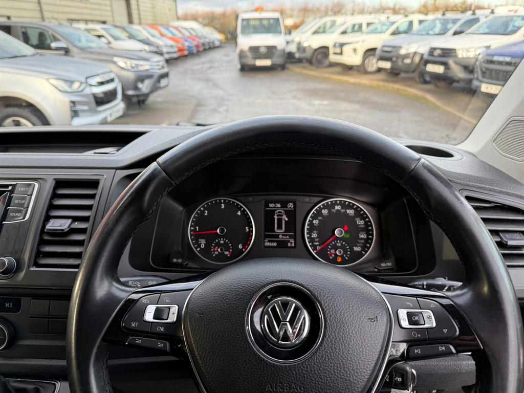 Used Volkswagen Transporter Shuttle 2018 for sale - 77127727: Photo 20