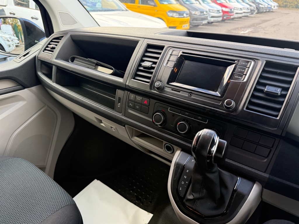 Used Volkswagen Transporter 2018 for sale - 76466655: Photo 18