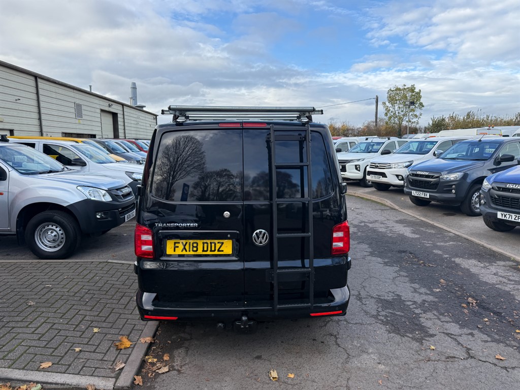 Used Volkswagen Transporter 2018 for sale - 76466655: Photo 5