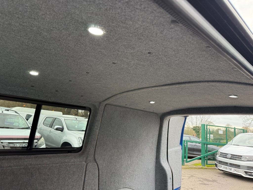 Used Volkswagen Transporter 2020 for sale - 77718300: Photo 13