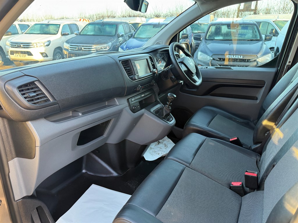 Used Vauxhall Vivaro 2019 for sale - 77005603: Photo 11