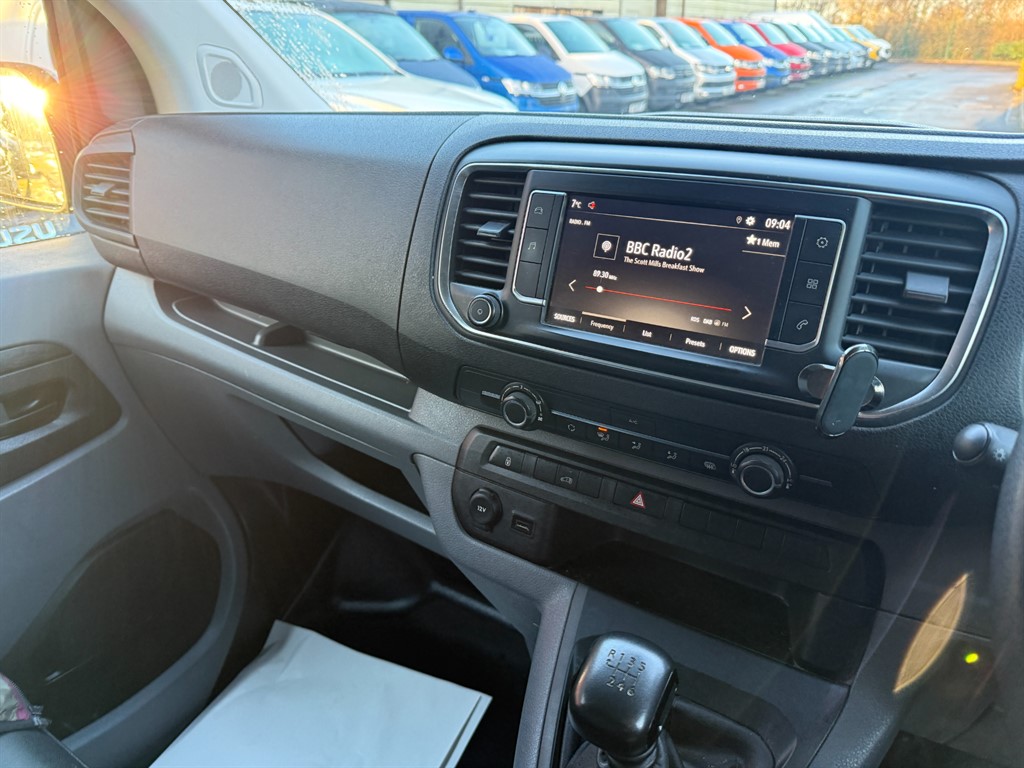 Used Vauxhall Vivaro 2019 for sale - 77005603: Photo 15