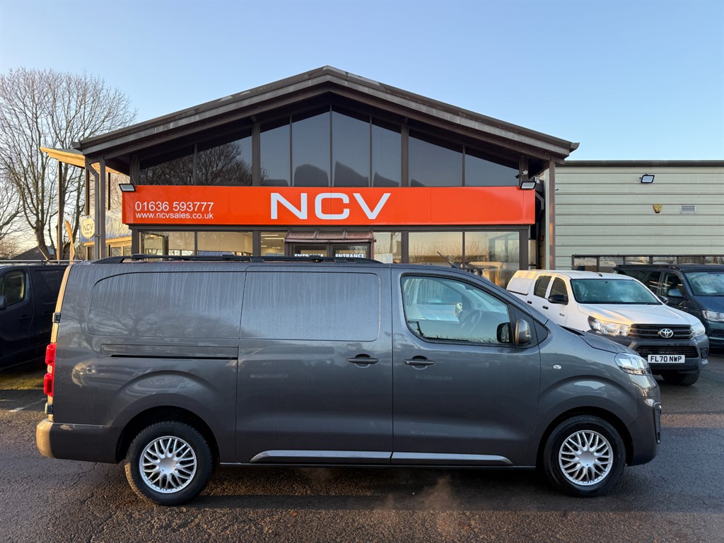 Used Vauxhall Vivaro 2019 for sale - 77005603: Photo 2