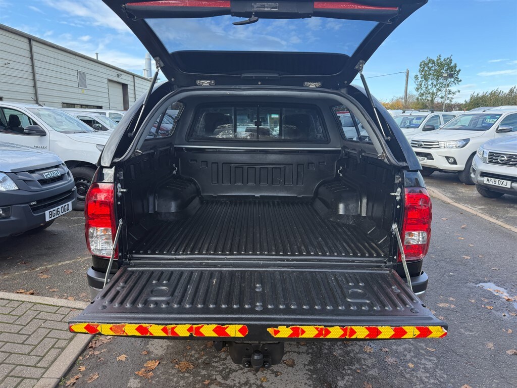 Used Toyota Hilux 2016 for sale - 76355326: Photo 11