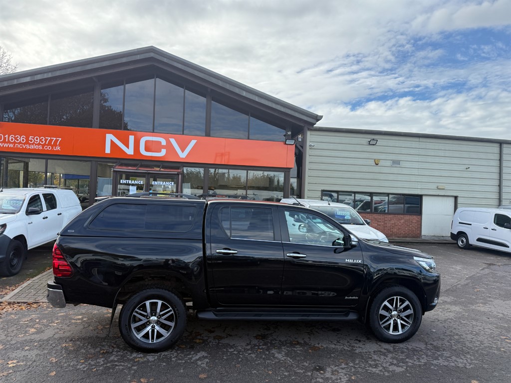 Used Toyota Hilux 2016 for sale - 76355326: Photo 2