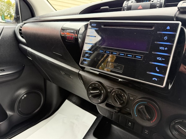 Used Toyota Hilux 2019 for sale - 76276949: Photo 17