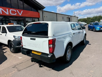 Used Isuzu D-Max 2023 for sale - 79448489: Photo