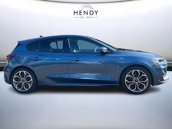Used Ford Focus 2025 for sale - 79372473: Photo