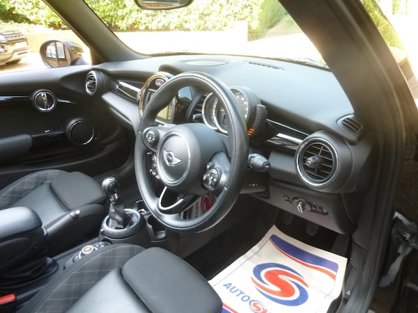 Used MINI Convertible 2016 for sale - 75539147: Photo 21