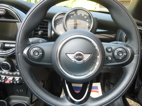Used MINI Convertible 2016 for sale - 75539147: Photo 32