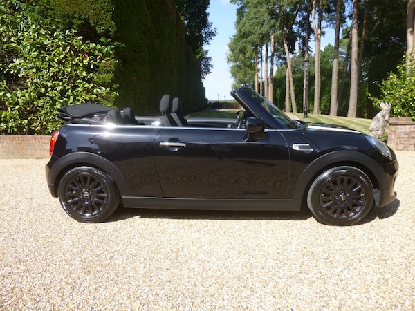 Used MINI Convertible 2016 for sale - 75539147: Photo 3