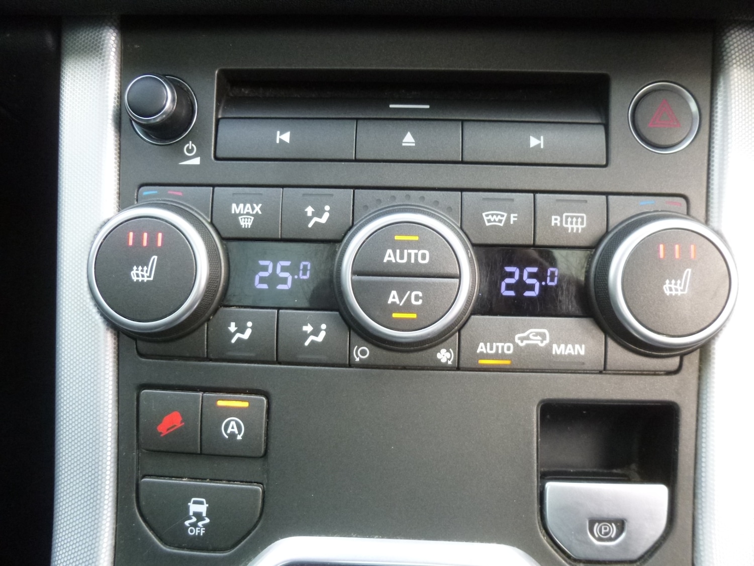 Used Land Rover Range Rover Evoque 2016 for sale - 77357436: Photo 32