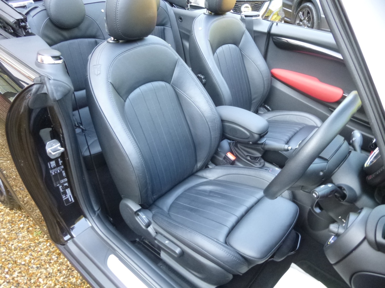 Used MINI Convertible 2016 for sale - 77766801: Photo 17