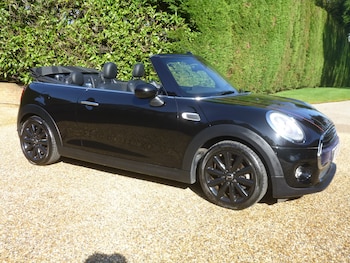 Used MINI Convertible 2016 for sale - 77766801: Photo