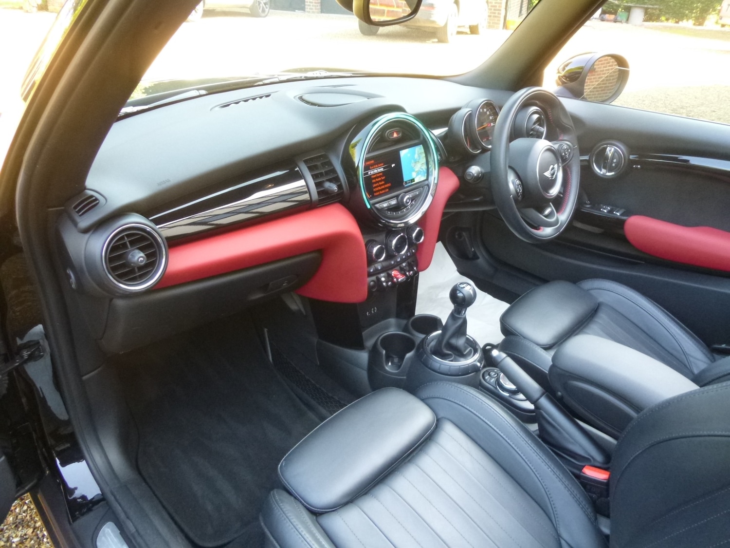 Used MINI Convertible 2016 for sale - 77766801: Photo 23