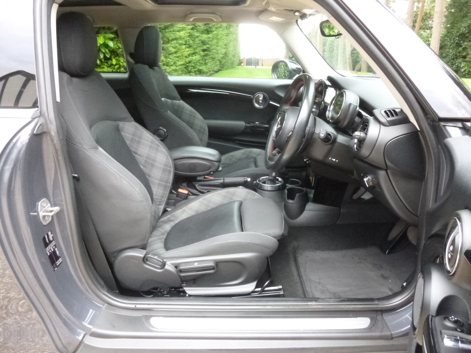 Used MINI Hatch 2015 for sale - 74013710: Photo 14