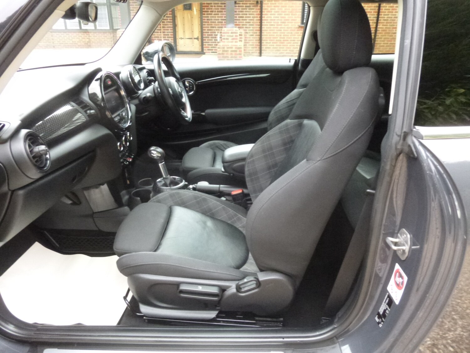 Used MINI Hatch 2015 for sale - 74013710: Photo 16