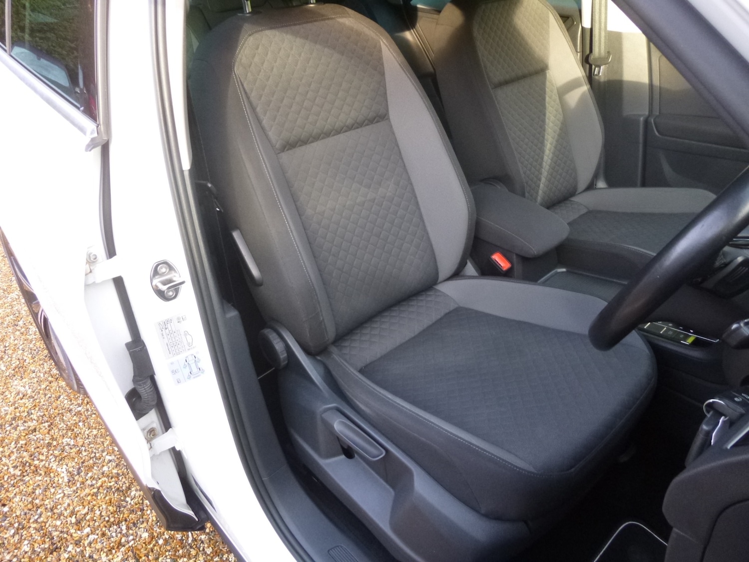 Used Volkswagen Tiguan 2018 for sale - 76941838: Photo 15