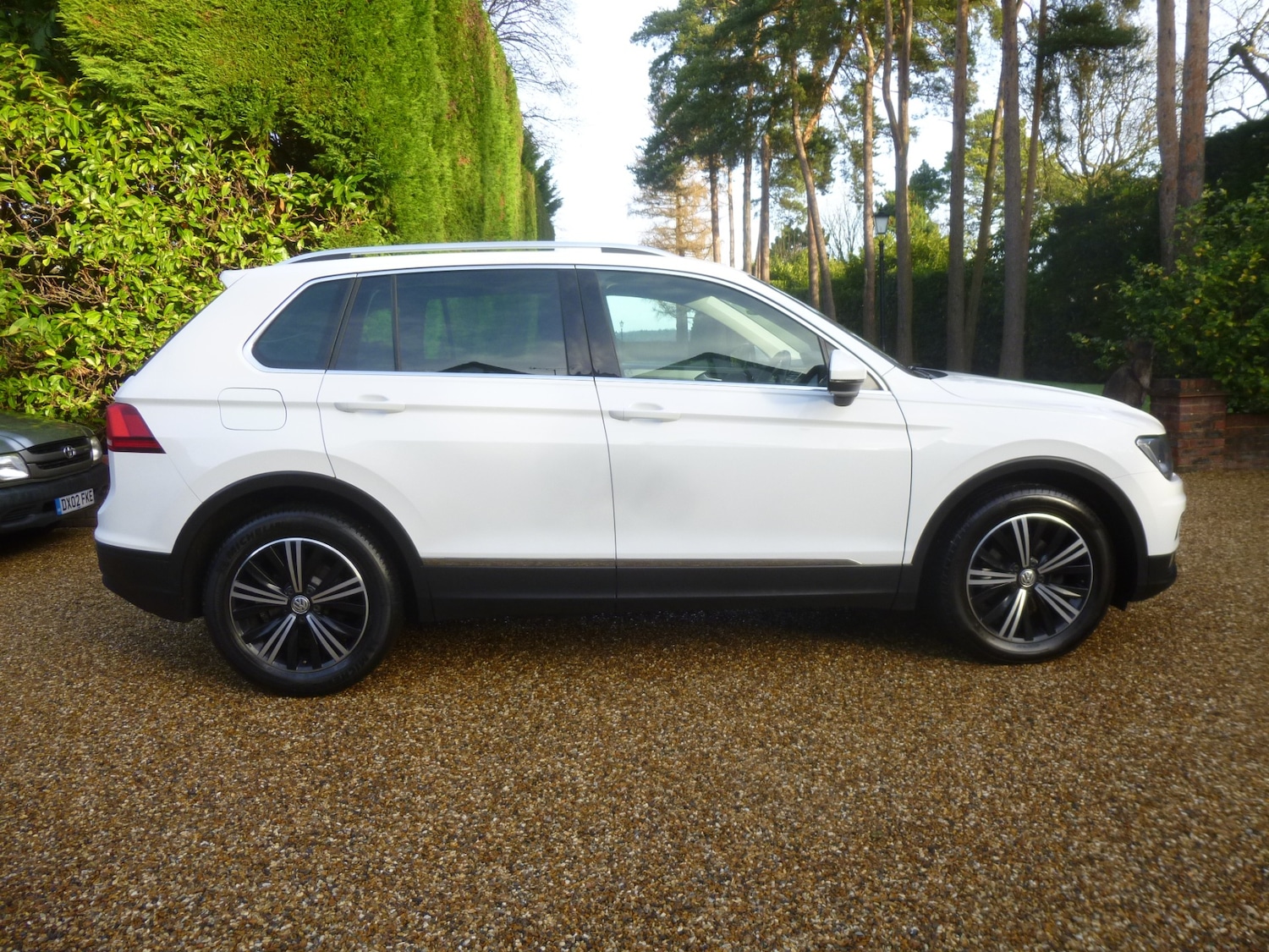 Used Volkswagen Tiguan 2018 for sale - 76941838: Photo 2