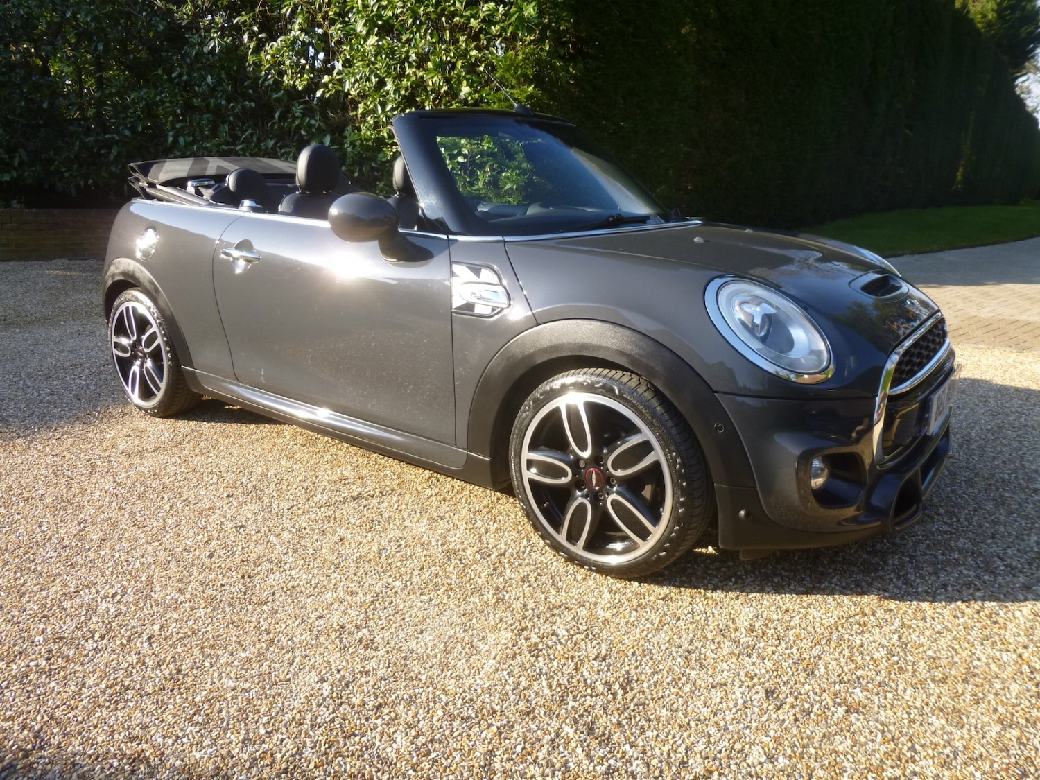Used MINI Convertible 2016 for sale - 77951637: Photo 1