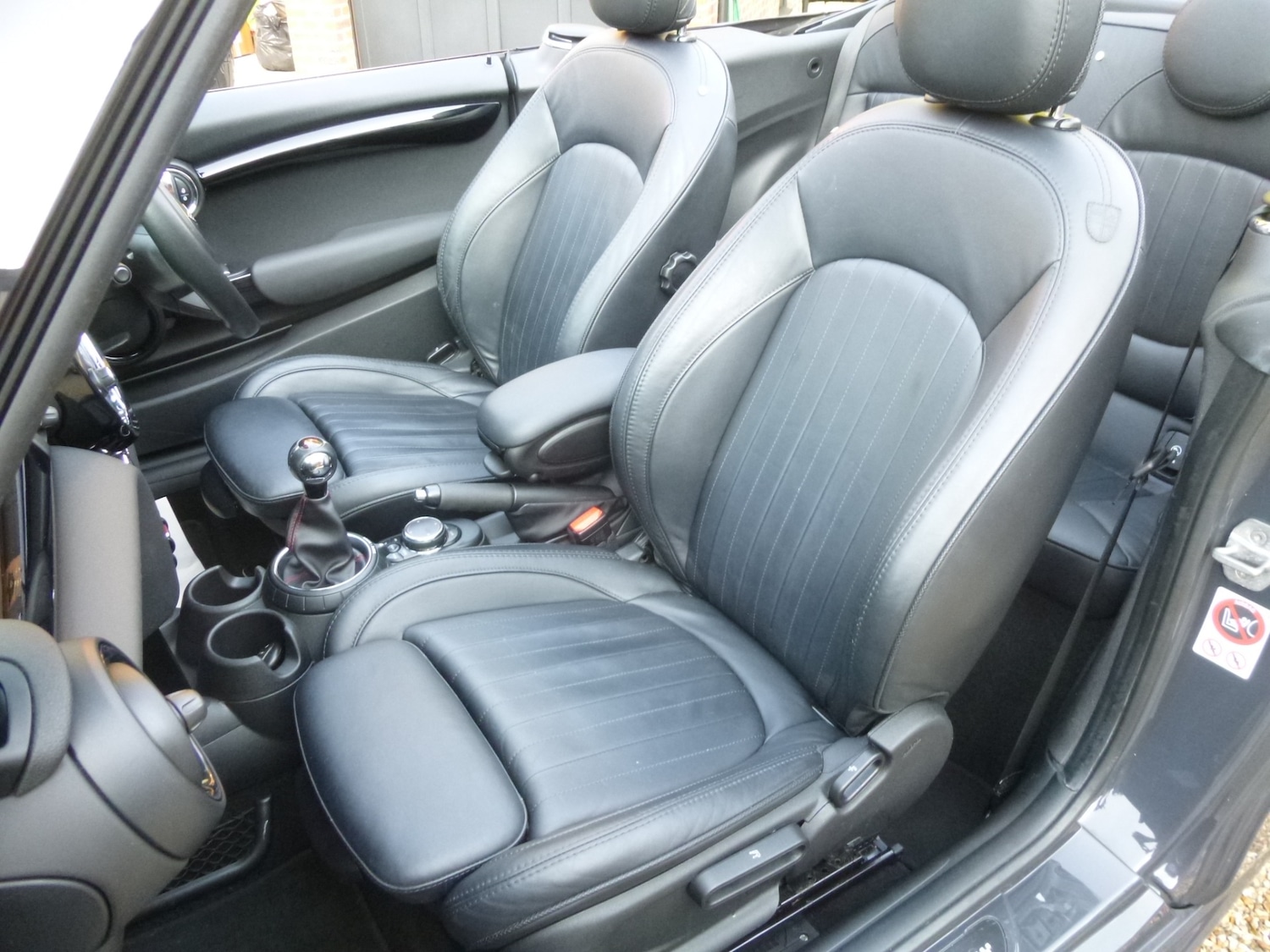 Used MINI Convertible 2016 for sale - 77951637: Photo 19