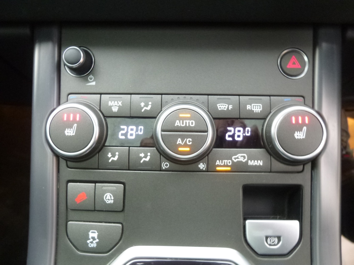 Used Land Rover Range Rover Evoque 2018 for sale - 77693824: Photo 31