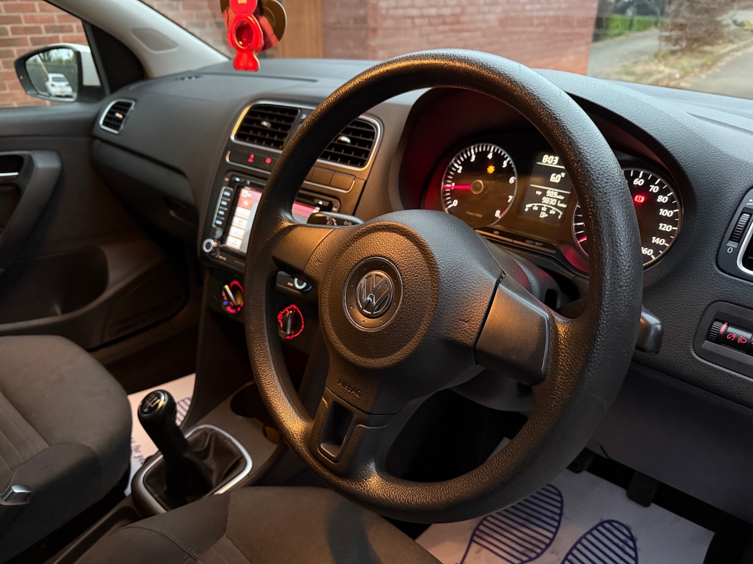 Used Volkswagen Polo 2010 for sale - 76974751: Photo 15