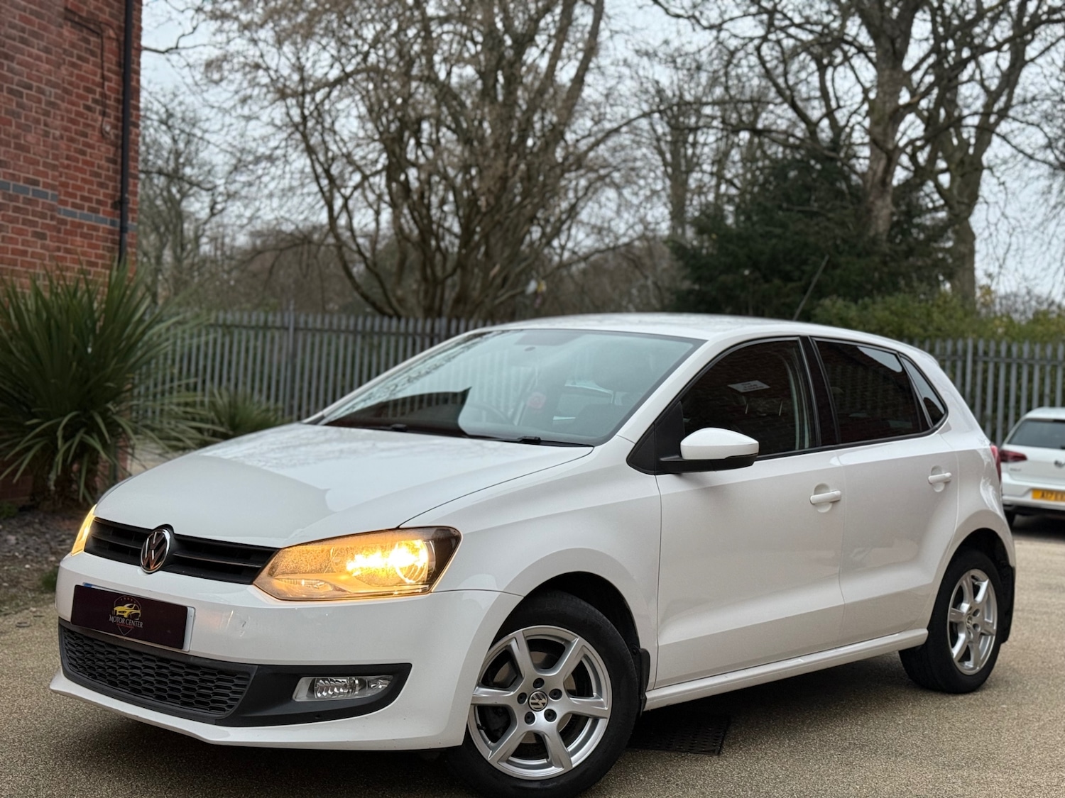 Used Volkswagen Polo 2010 for sale - 76974751: Photo 2