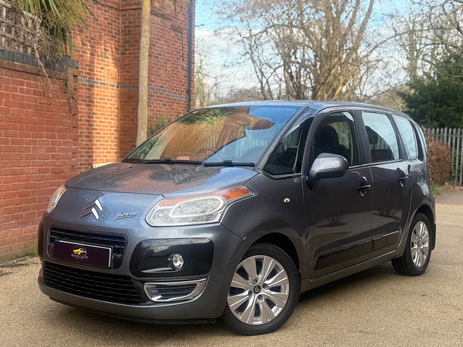 Used Citroen C3 Picasso 2009 for sale - 76947125: Photo 2