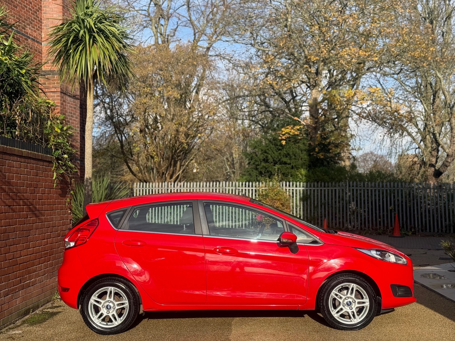 Used Ford Fiesta 2014 for sale - 76577335: Photo 7